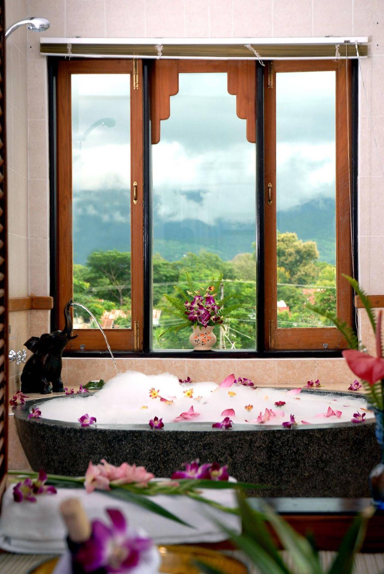 Hotel Amazing Nyaung Shwe Kültér fotó