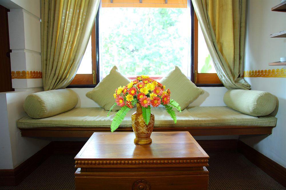 Hotel Amazing Nyaung Shwe Kültér fotó