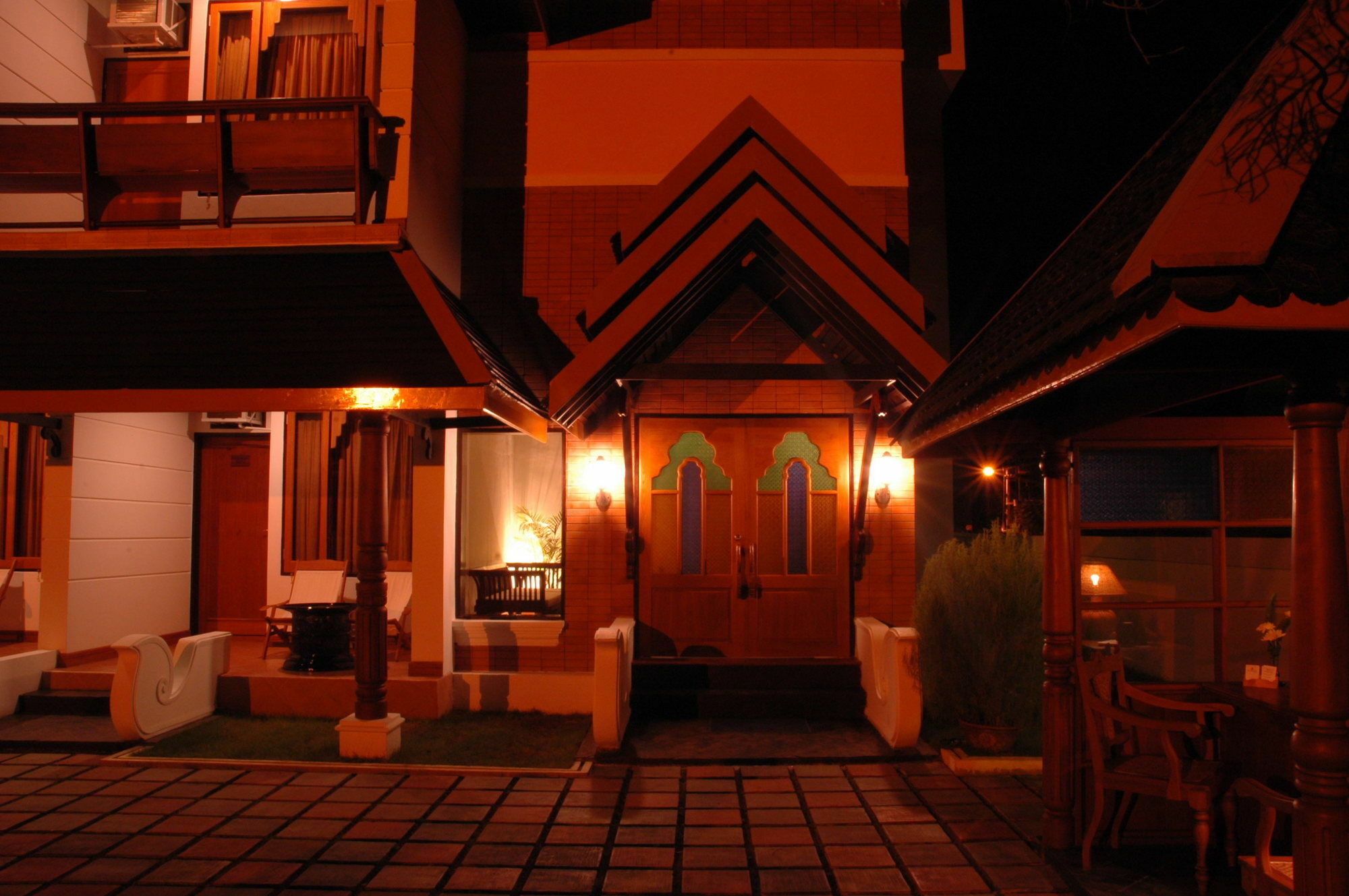 Hotel Amazing Nyaung Shwe Kültér fotó